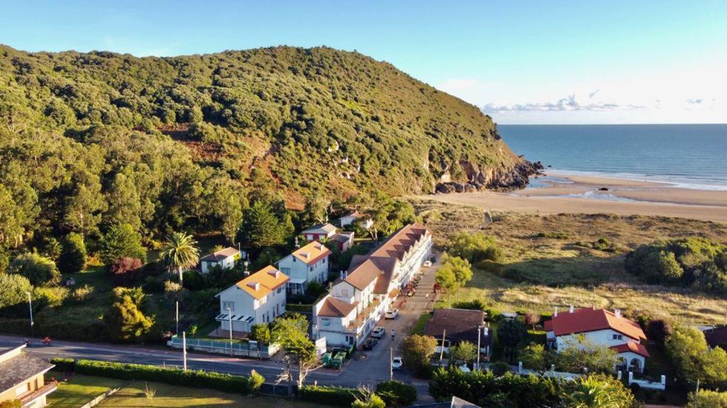 Hostal De Berria Santoña Esterno foto