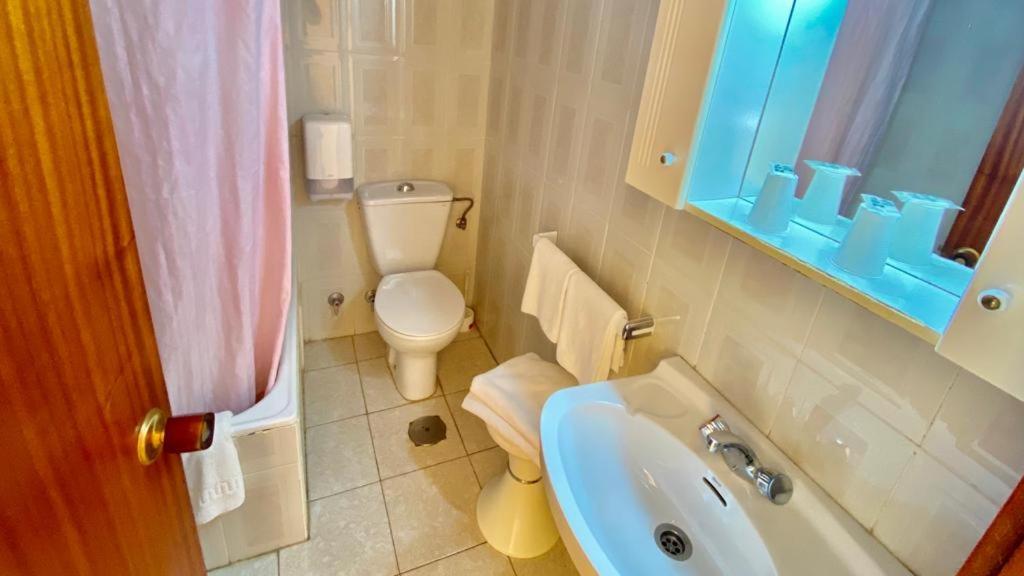 Hostal De Berria Santoña Esterno foto